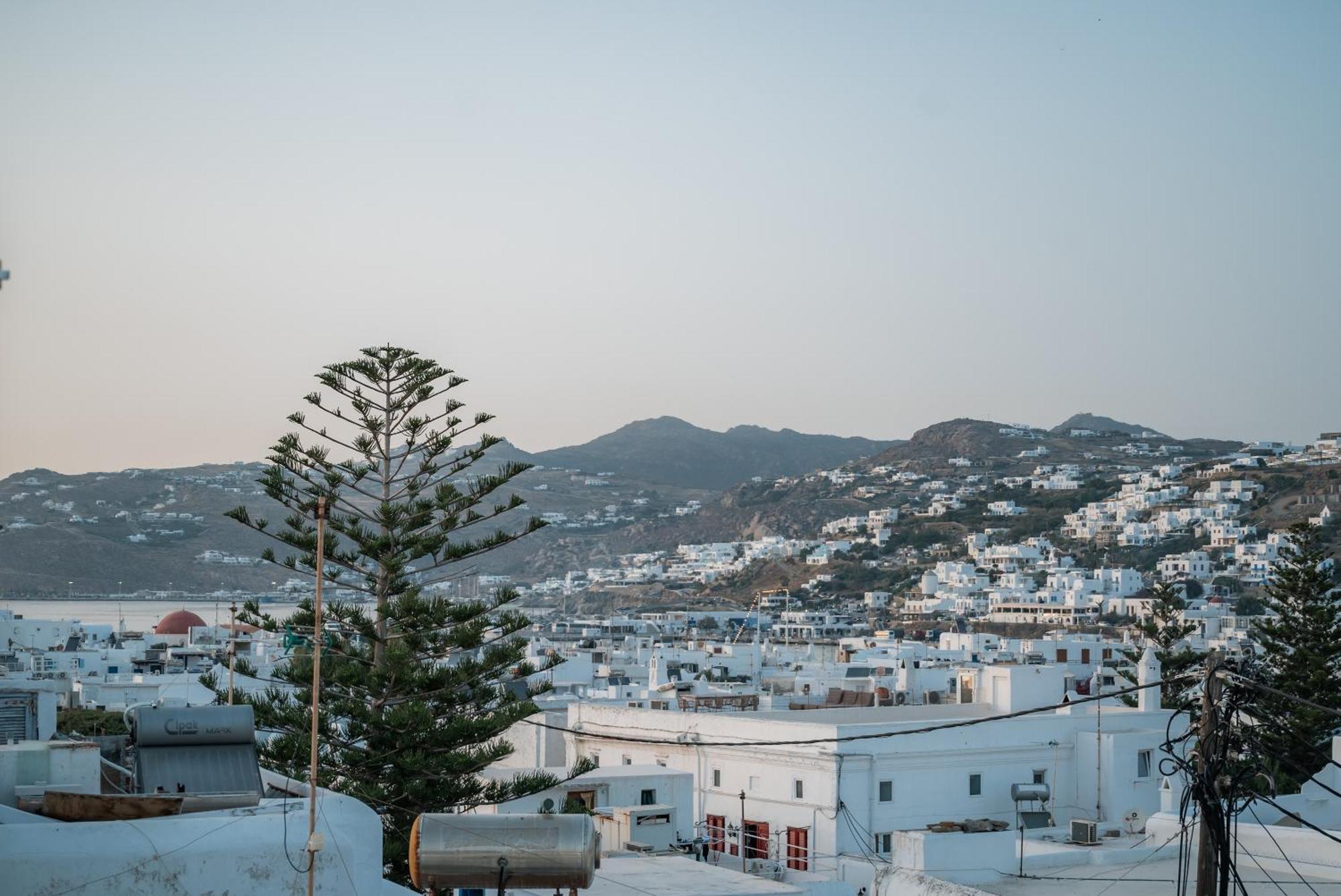 Aniko Suites White Alley Mykonos Town Экстерьер фото